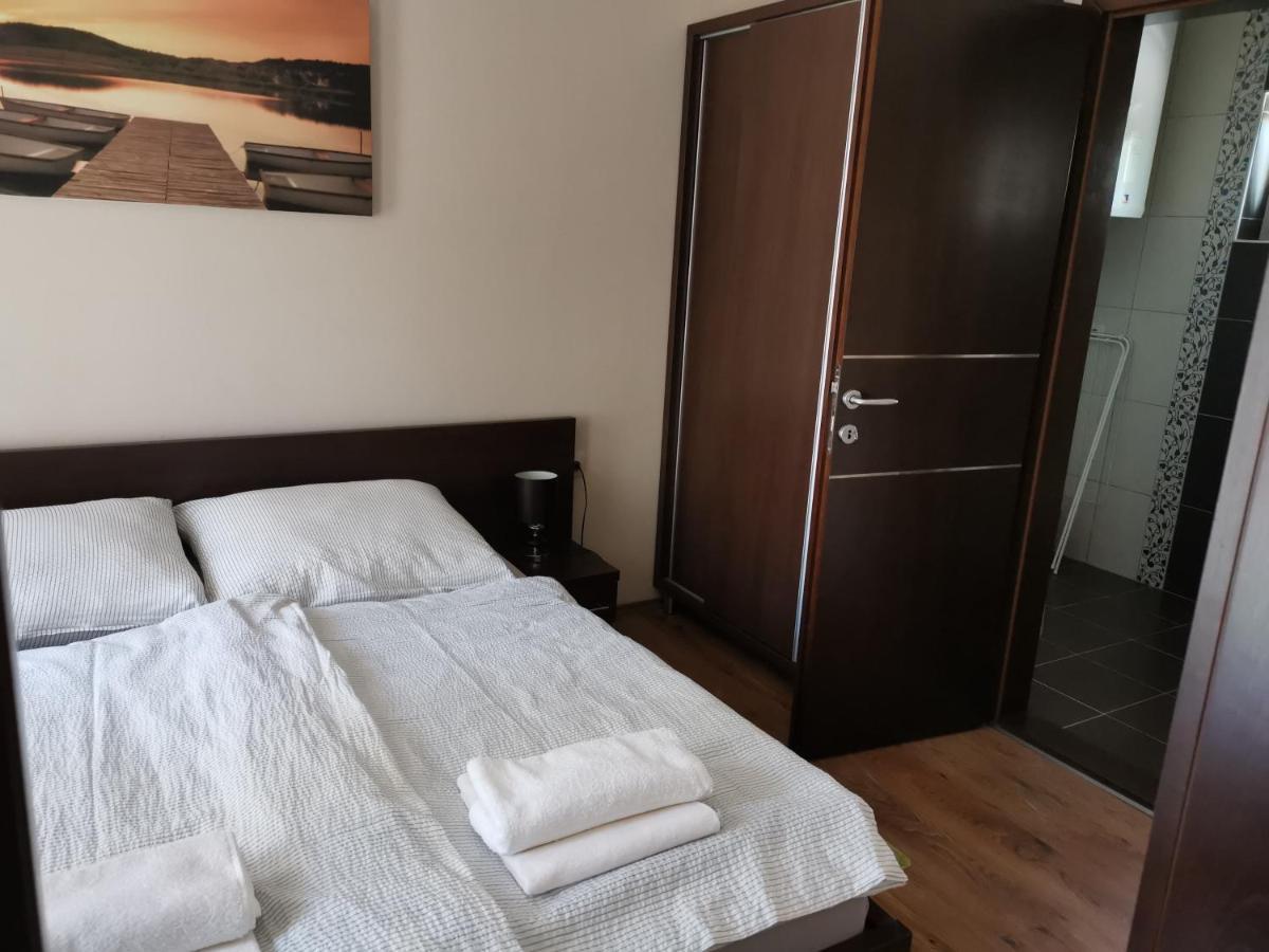 Panyi Apartman Шиофок Экстерьер фото